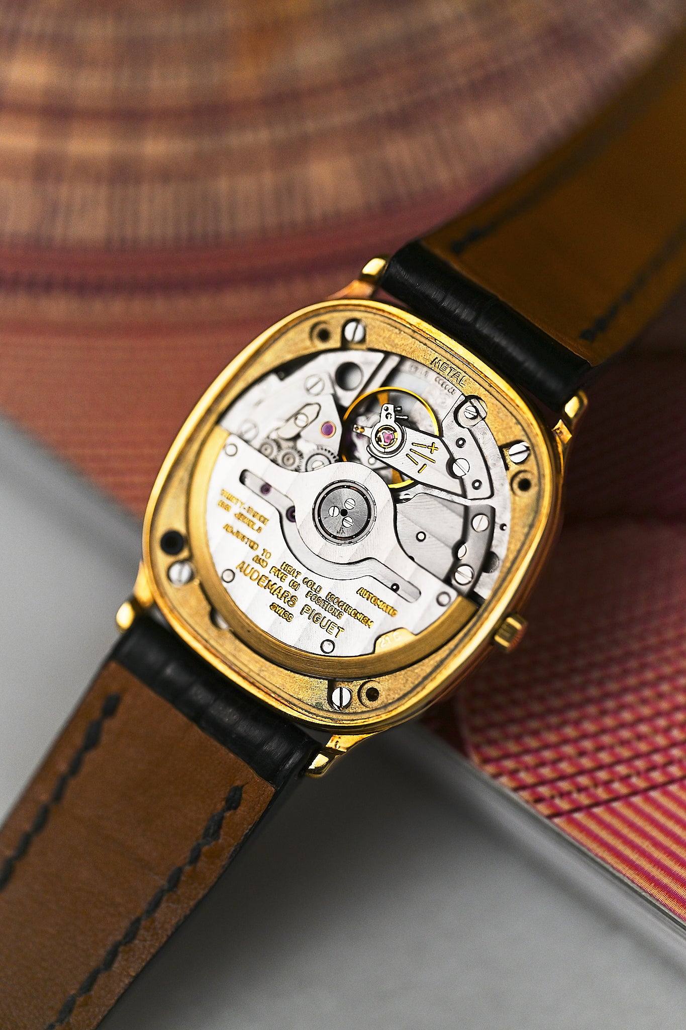 AUDEMARS PIGUET DAY-DATE MOONPHASE '18K YELLOW GOLD'