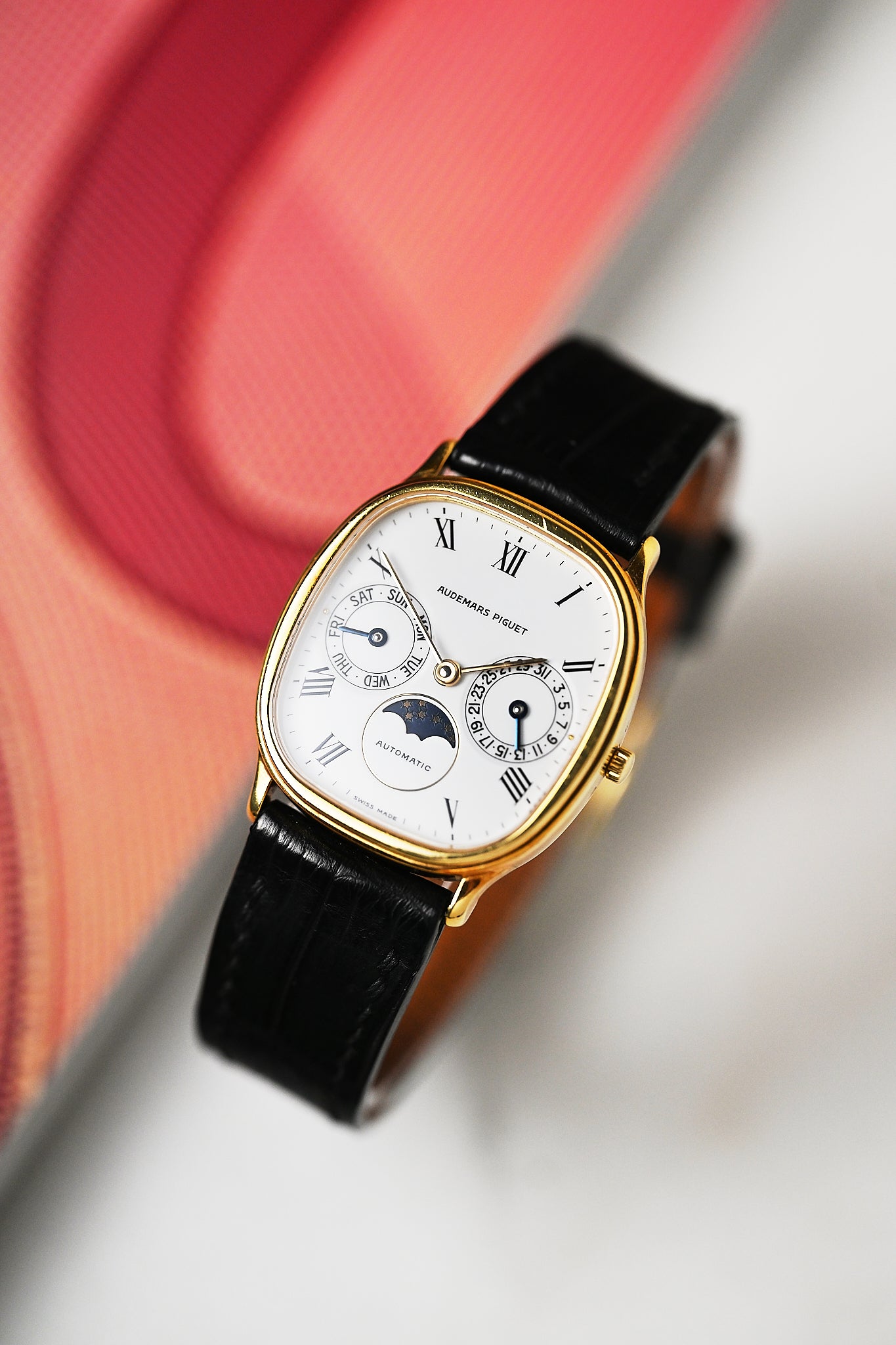 AUDEMARS PIGUET DAY-DATE MOONPHASE '18K YELLOW GOLD'