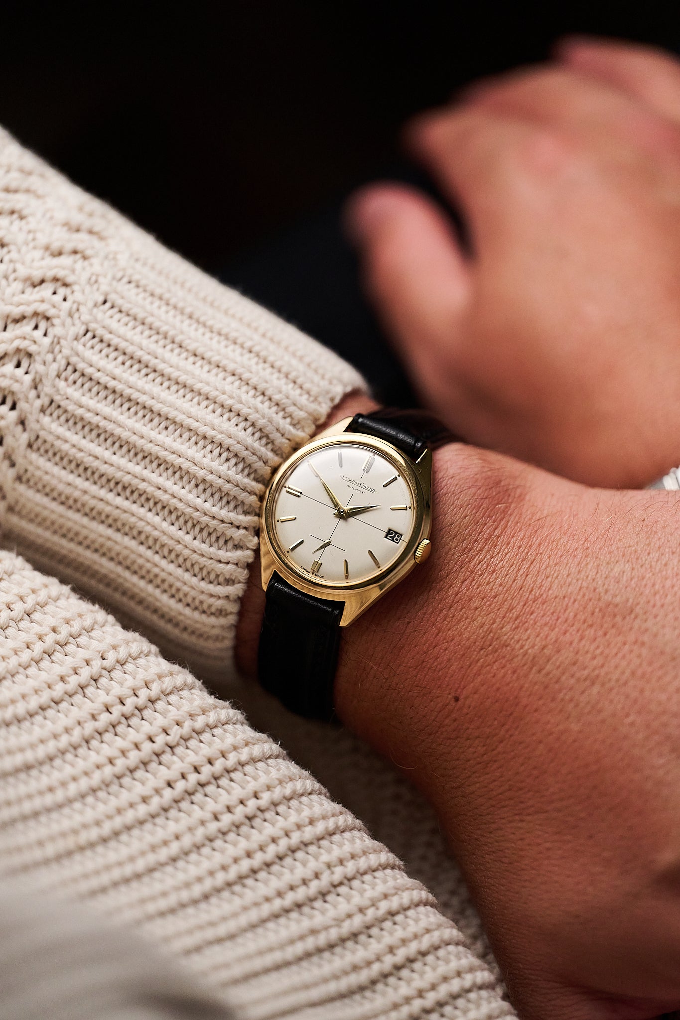 JAEGER-LECOULTRE 'CALATRAVA' 9CT YELLOW GOLD