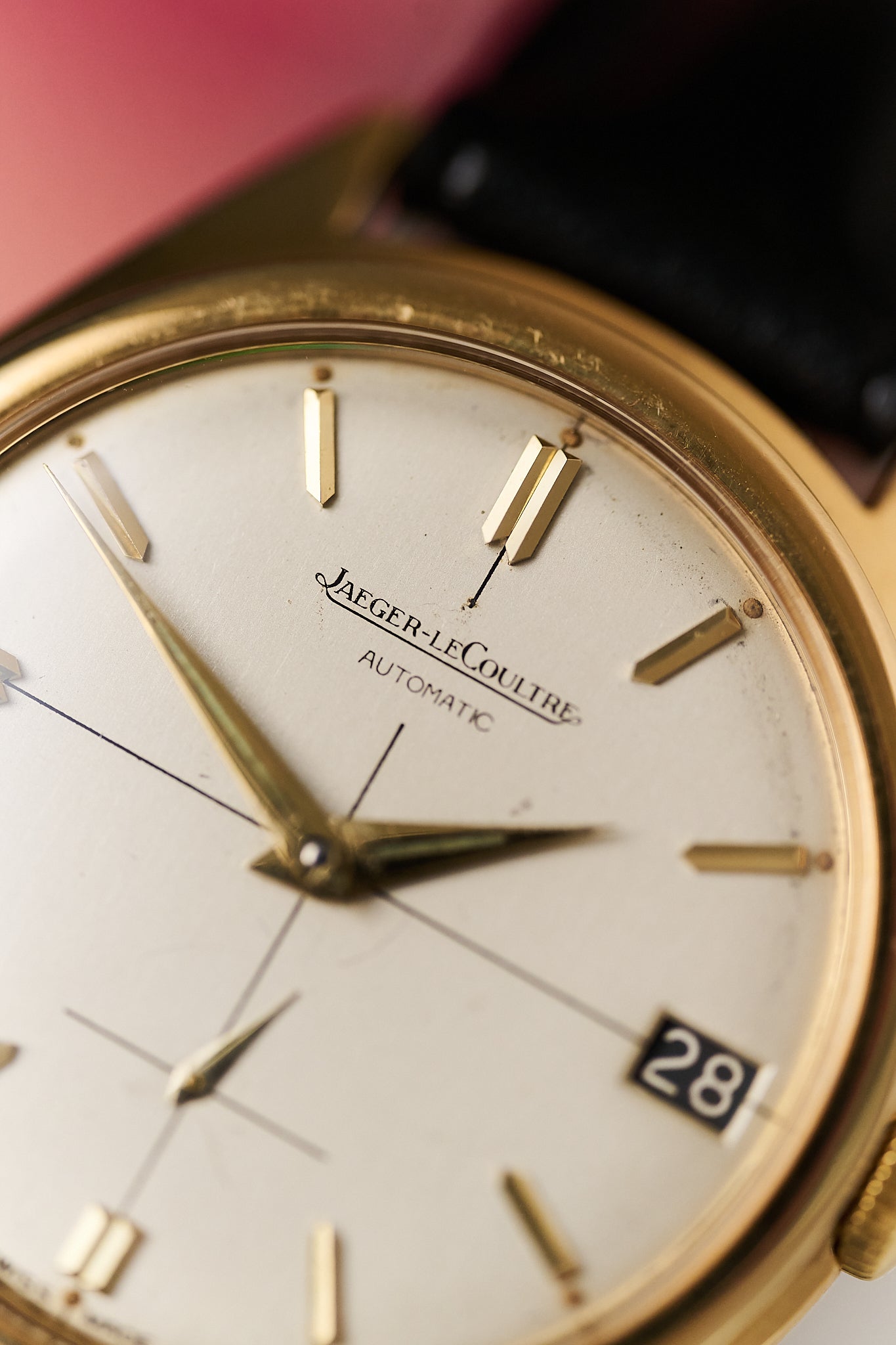 JAEGER-LECOULTRE 'CALATRAVA' 9CT YELLOW GOLD