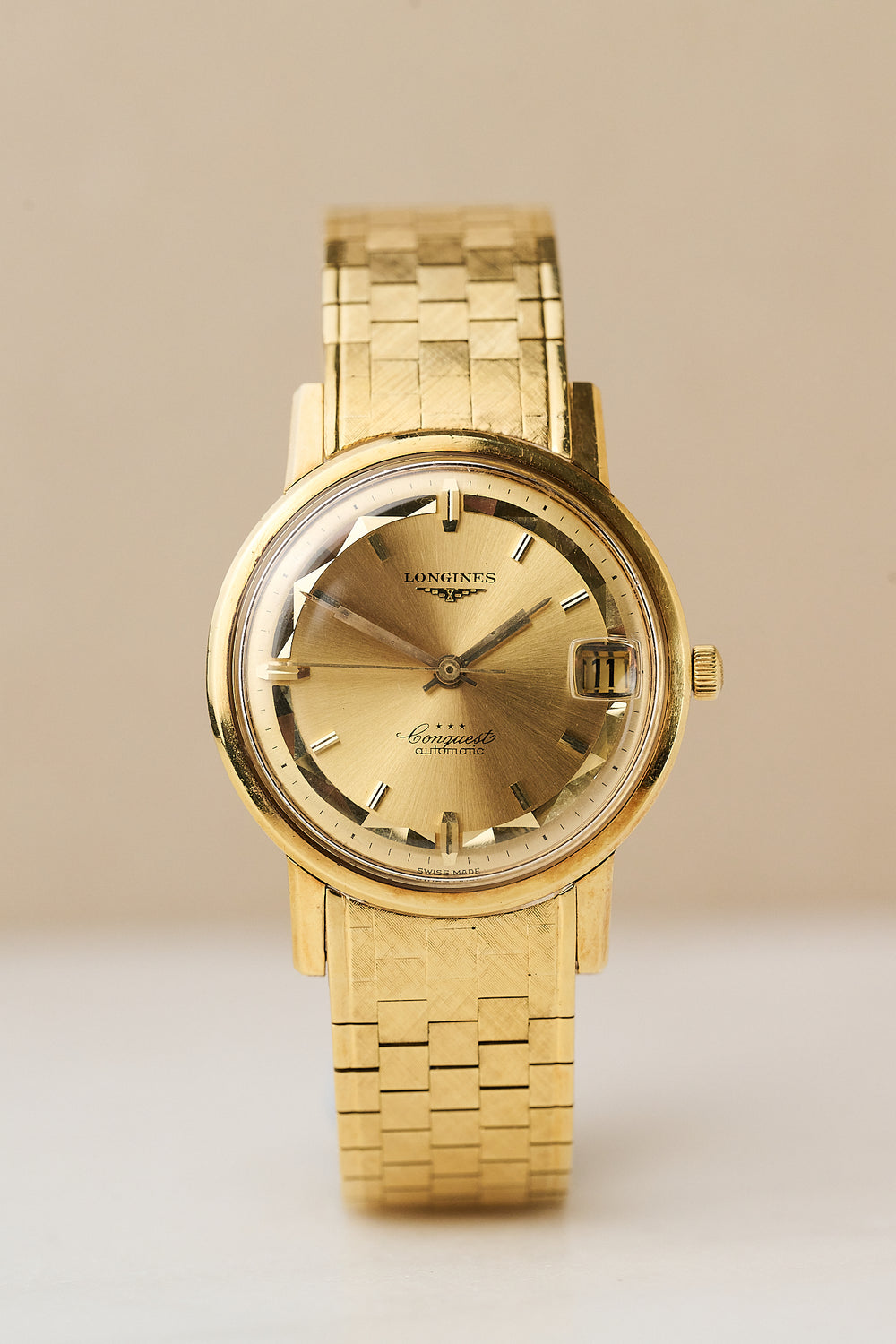LONGINES 'CONQUEST DELUXE' 18K YELLOW GOLD