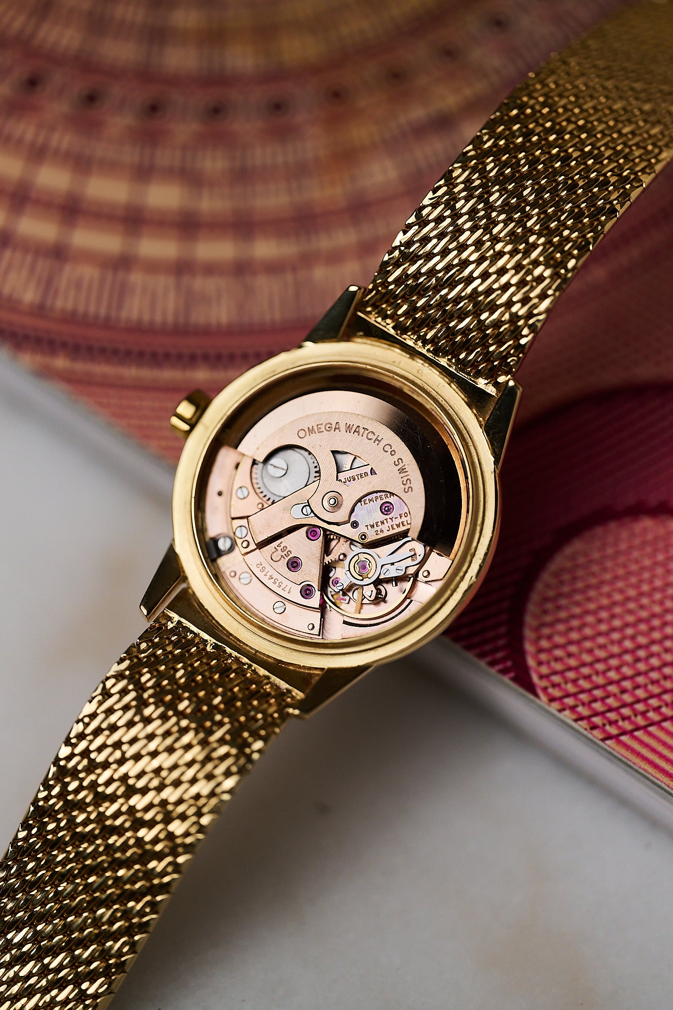 OMEGA CONSTELLATION 18K YELLOW GOLD 'DENISSON CASE'