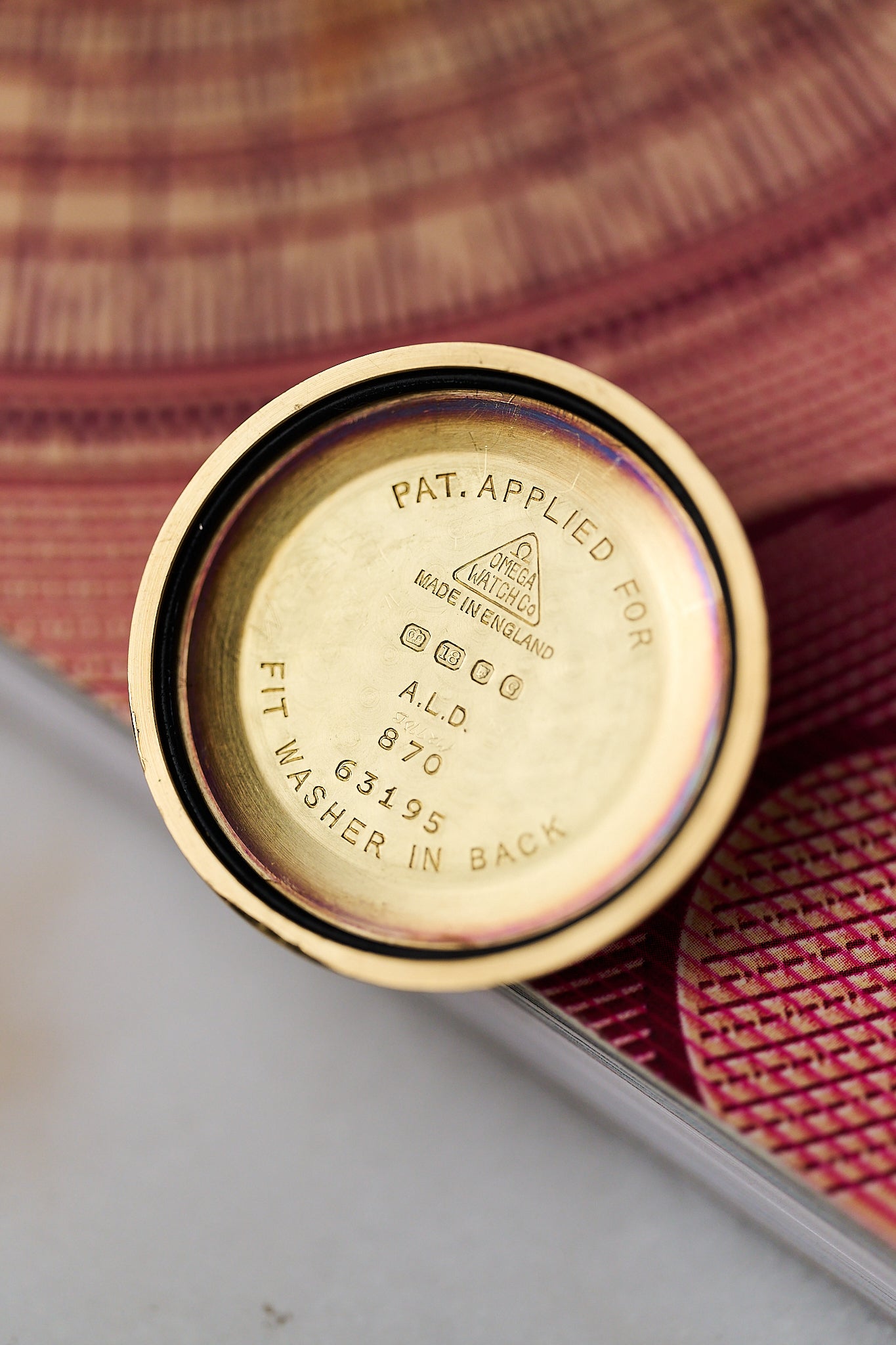 OMEGA CONSTELLATION 18K YELLOW GOLD 'DENISSON CASE'