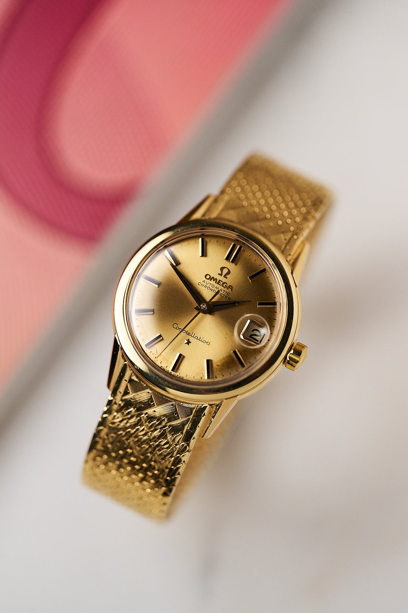 OMEGA CONSTELLATION 18K YELLOW GOLD 'DENISSON CASE'