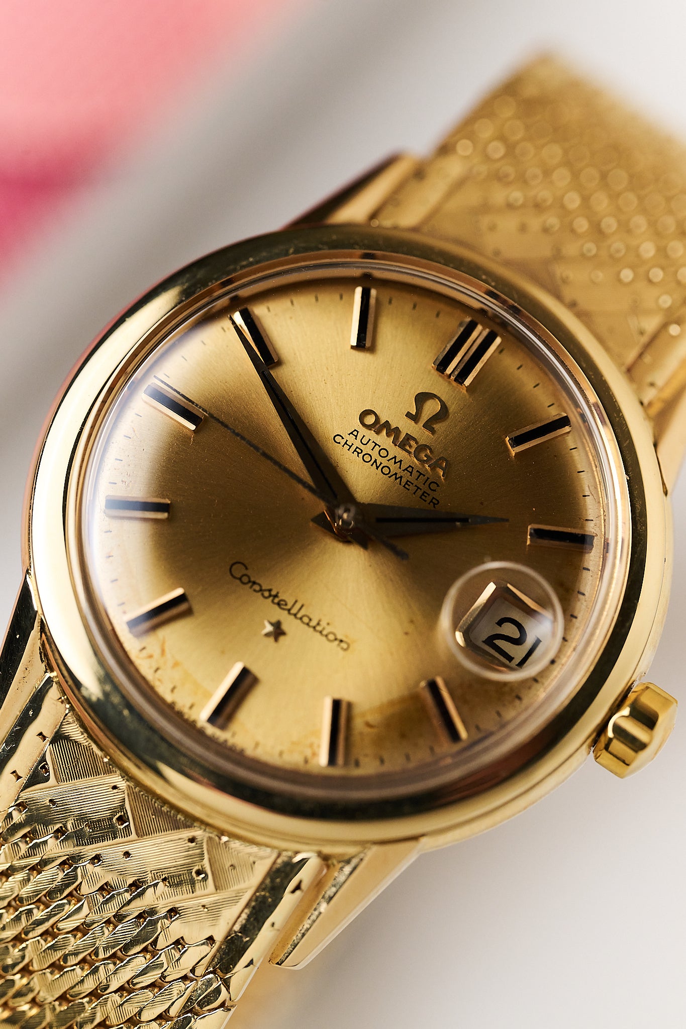 OMEGA CONSTELLATION 18K YELLOW GOLD 'DENISSON CASE'