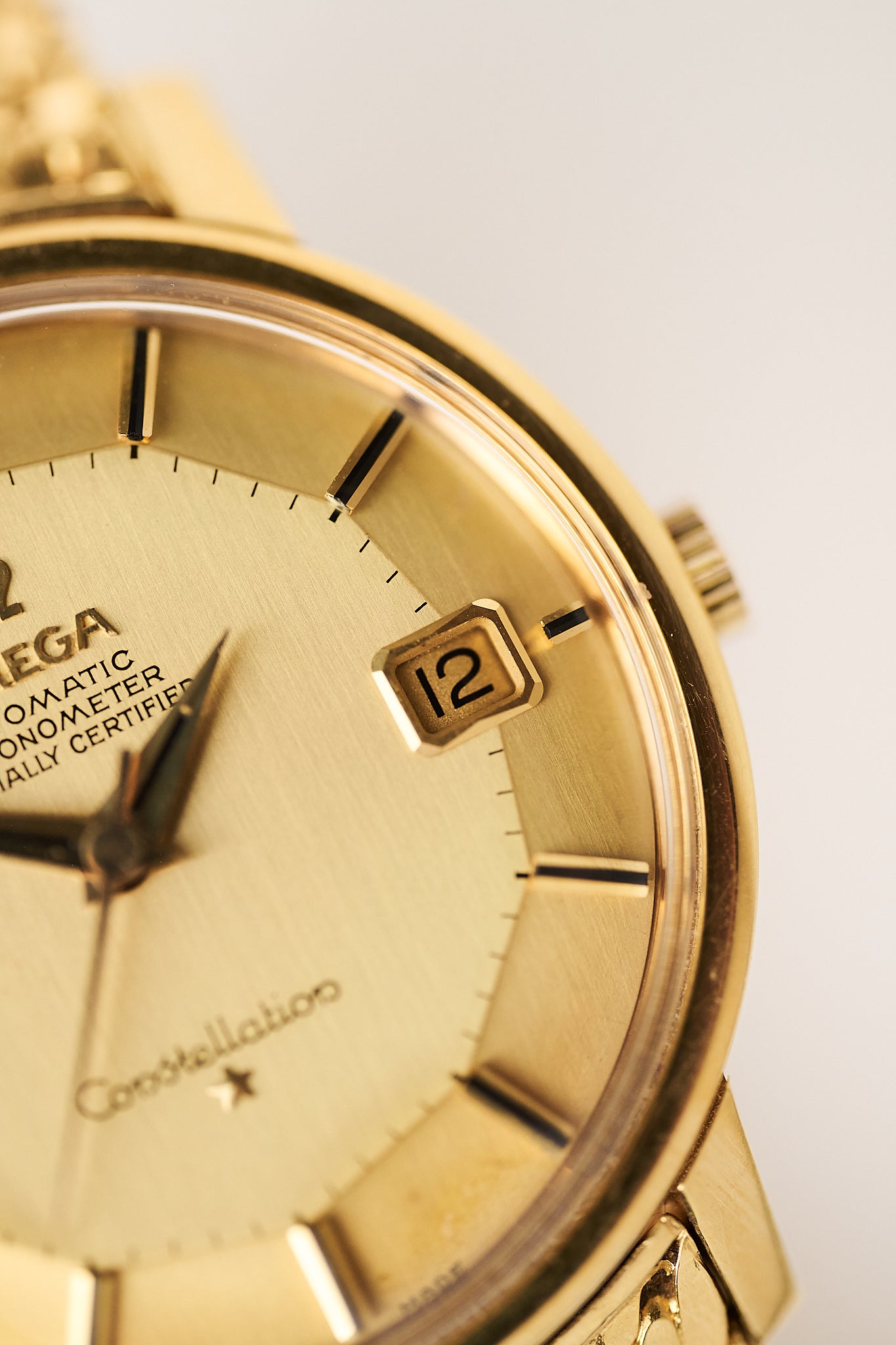 OMEGA CONSTELLATION 18K YELLOW GOLD 168.010/11 ‘PIE PAN’