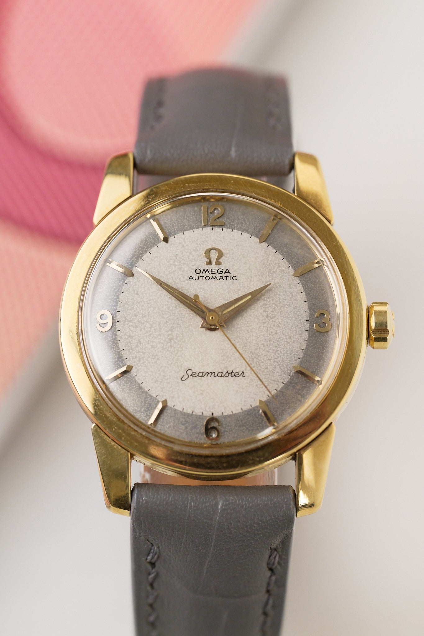 OMEGA SEAMASTER 2909SC 18K YELLOW GOLD