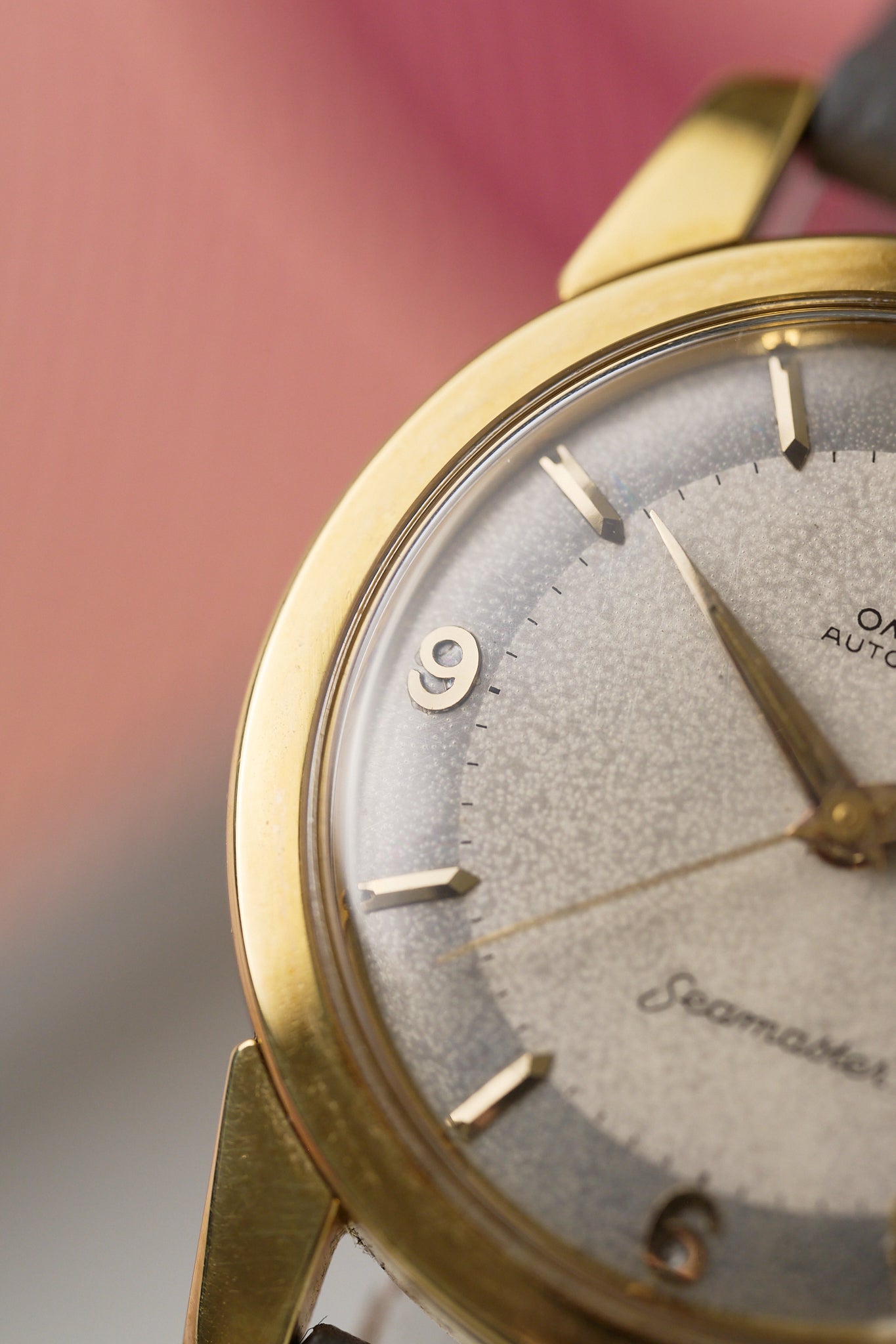 OMEGA SEAMASTER 2909SC 18K YELLOW GOLD