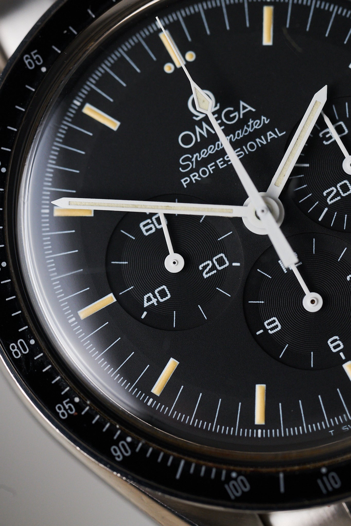 OMEGA SPEEDMASTER PROFESSIONAL 'TRITIUM DIAL'