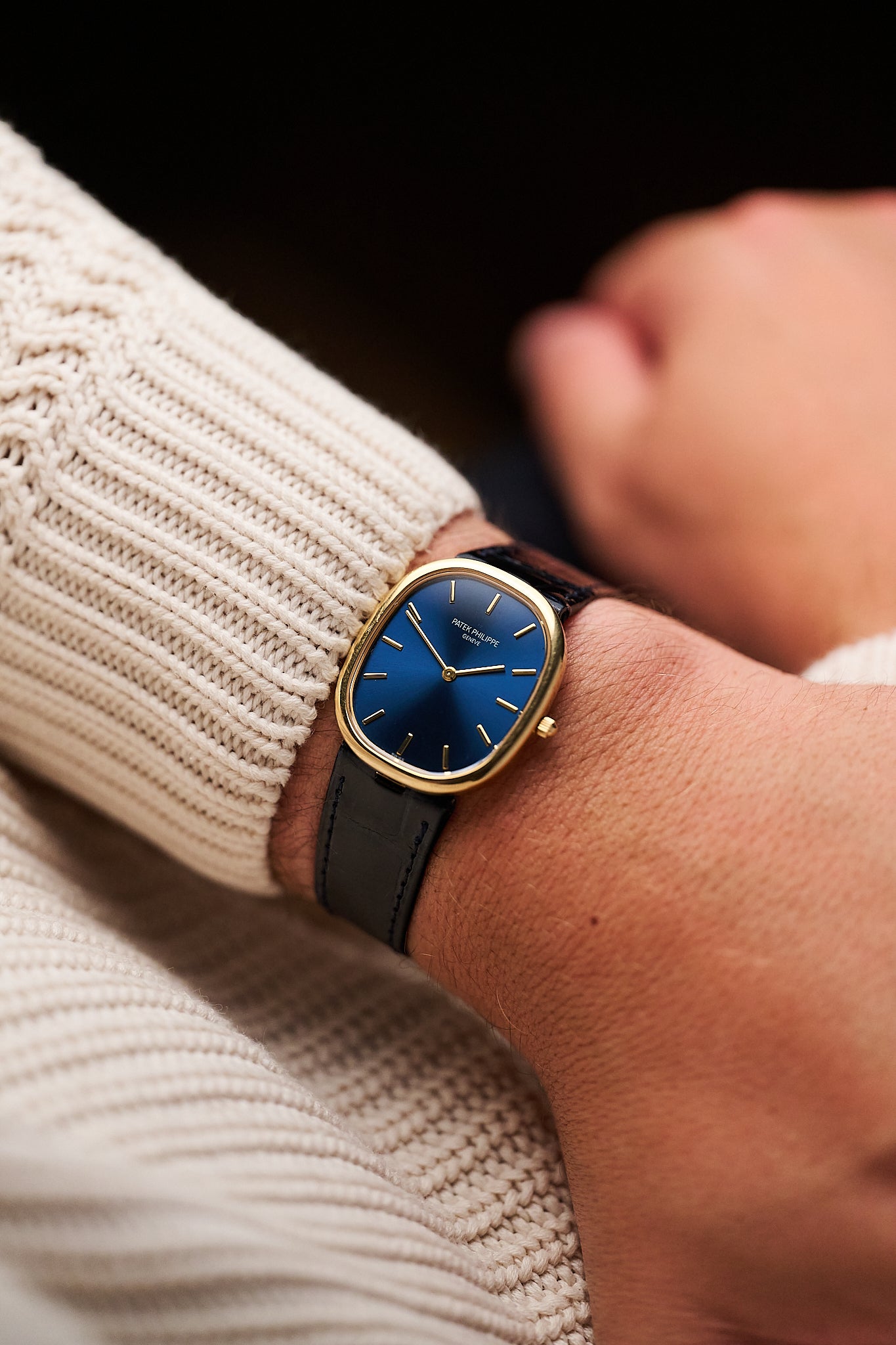 PATEK PHILIPPE ELLIPSE 3738 '18K YELLOW GOLD'