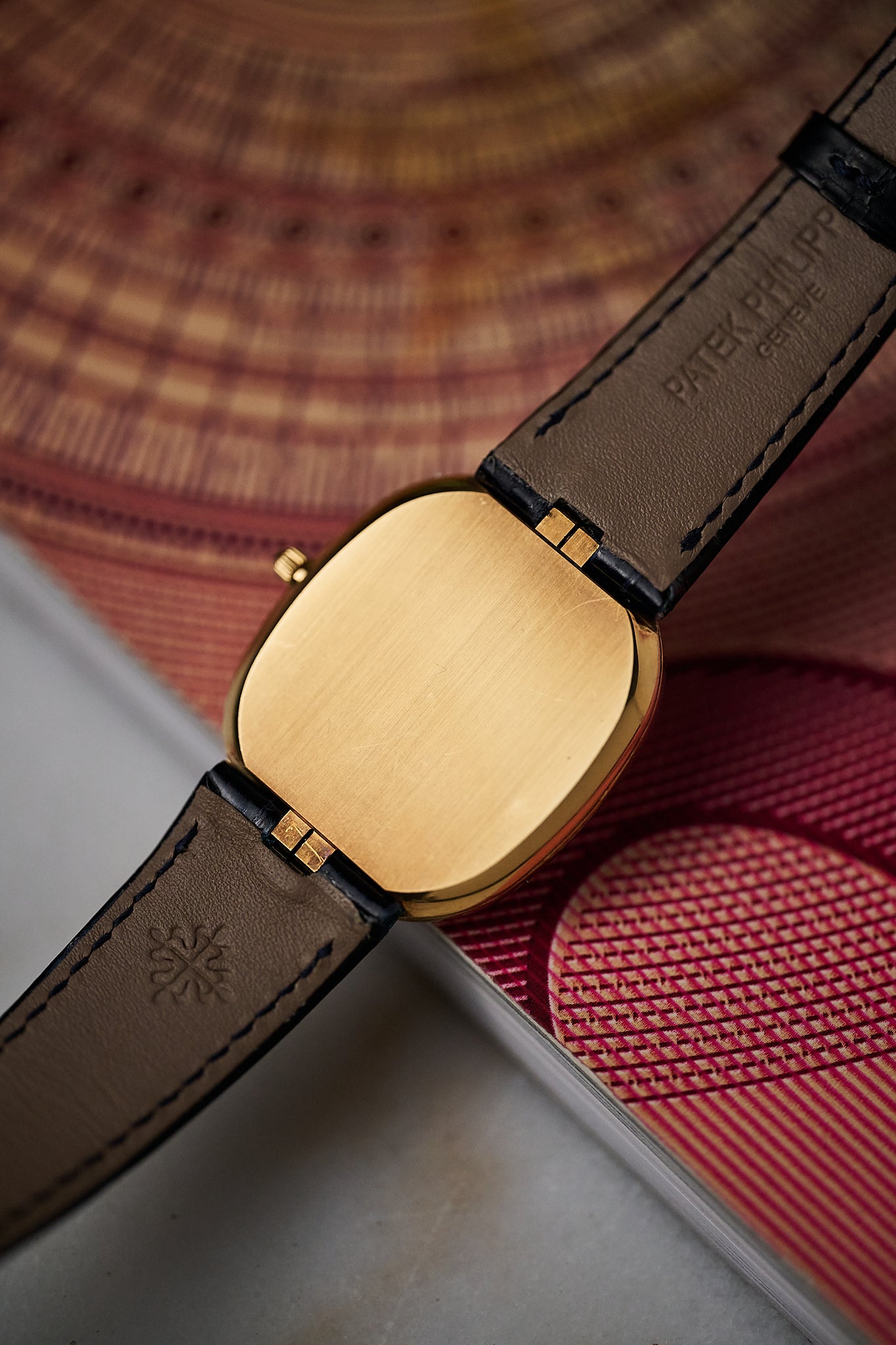 PATEK PHILIPPE ELLIPSE 3738 '18K YELLOW GOLD'