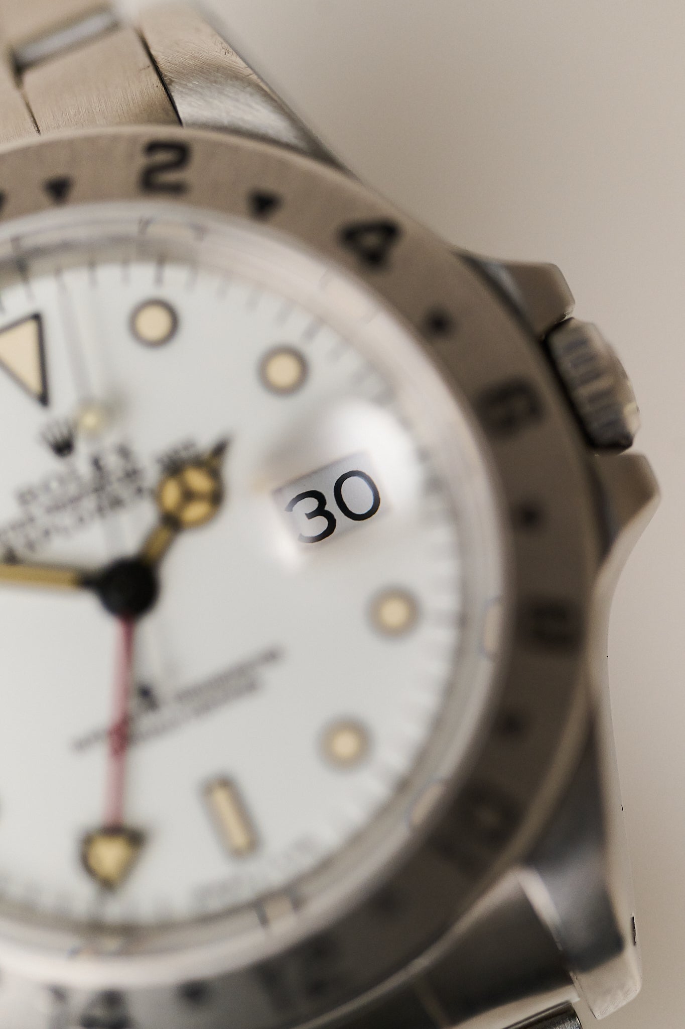 ROLEX EXPLORER II 16570 'CREAM CHICCHI DI MAIS'