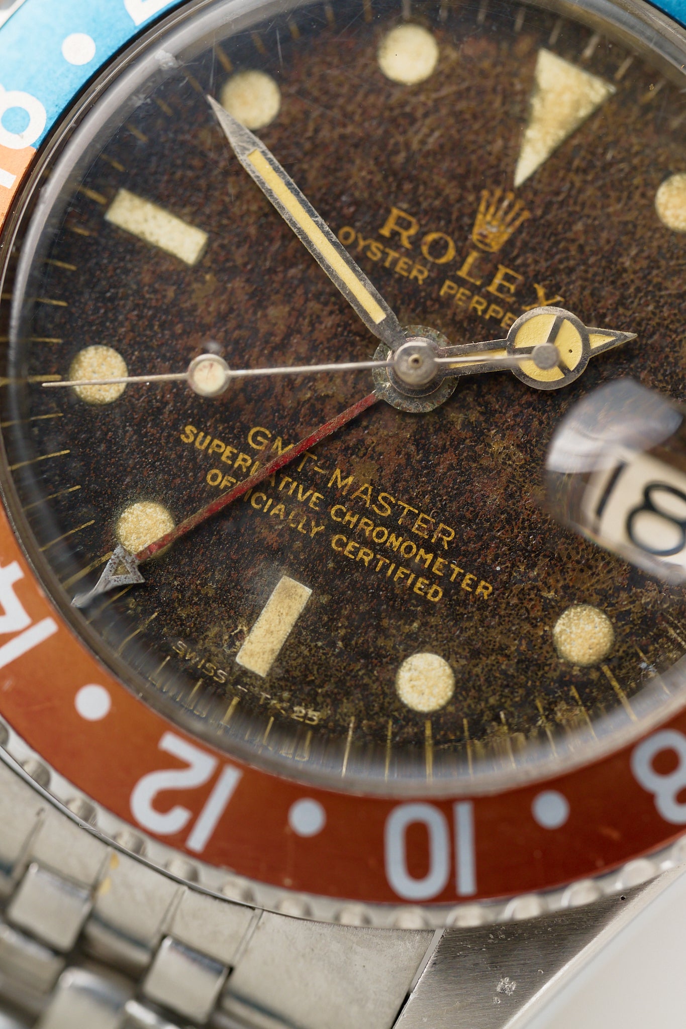 ROLEX GMT MASTER 1675 'TROPICAL GILT DIAL'