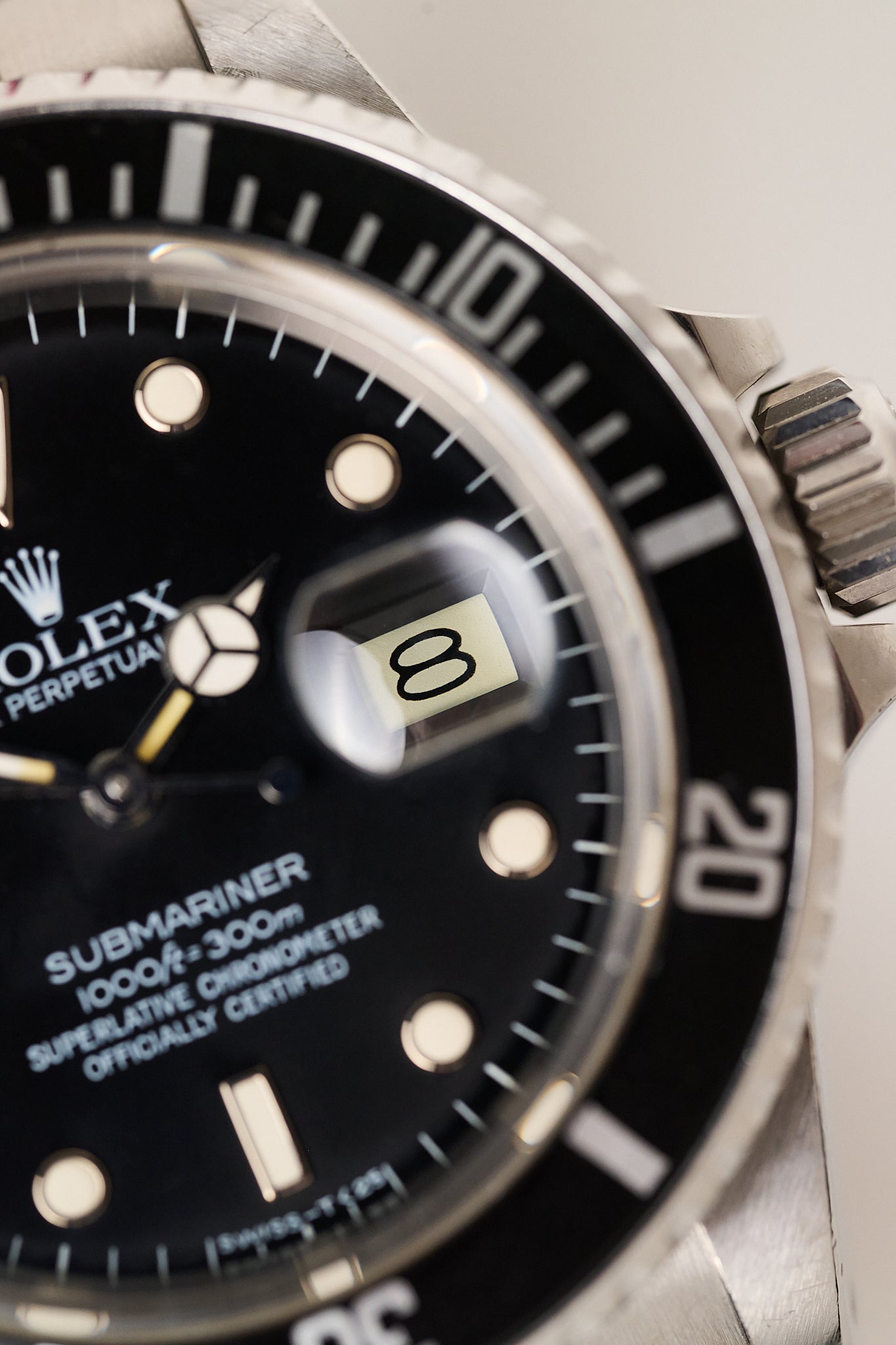 ROLEX SUBMARINER DATE 16800 'GLOSS DIAL'