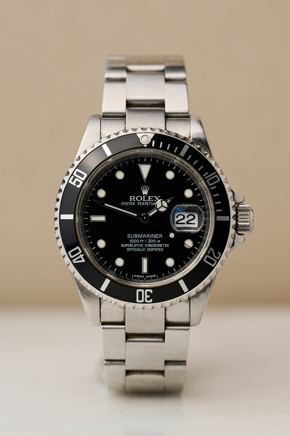 ROLEX SUBMARINER DATE 16610