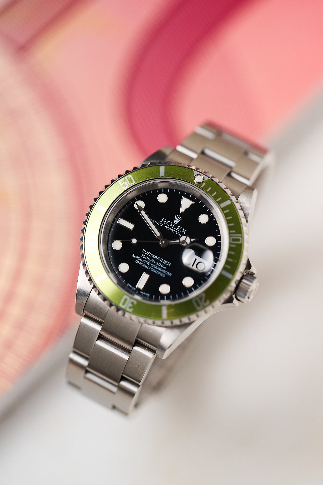 ROLEX SUBMARINER DATE 16610LV KERMIT 'FLAT FOUR' FULL SET