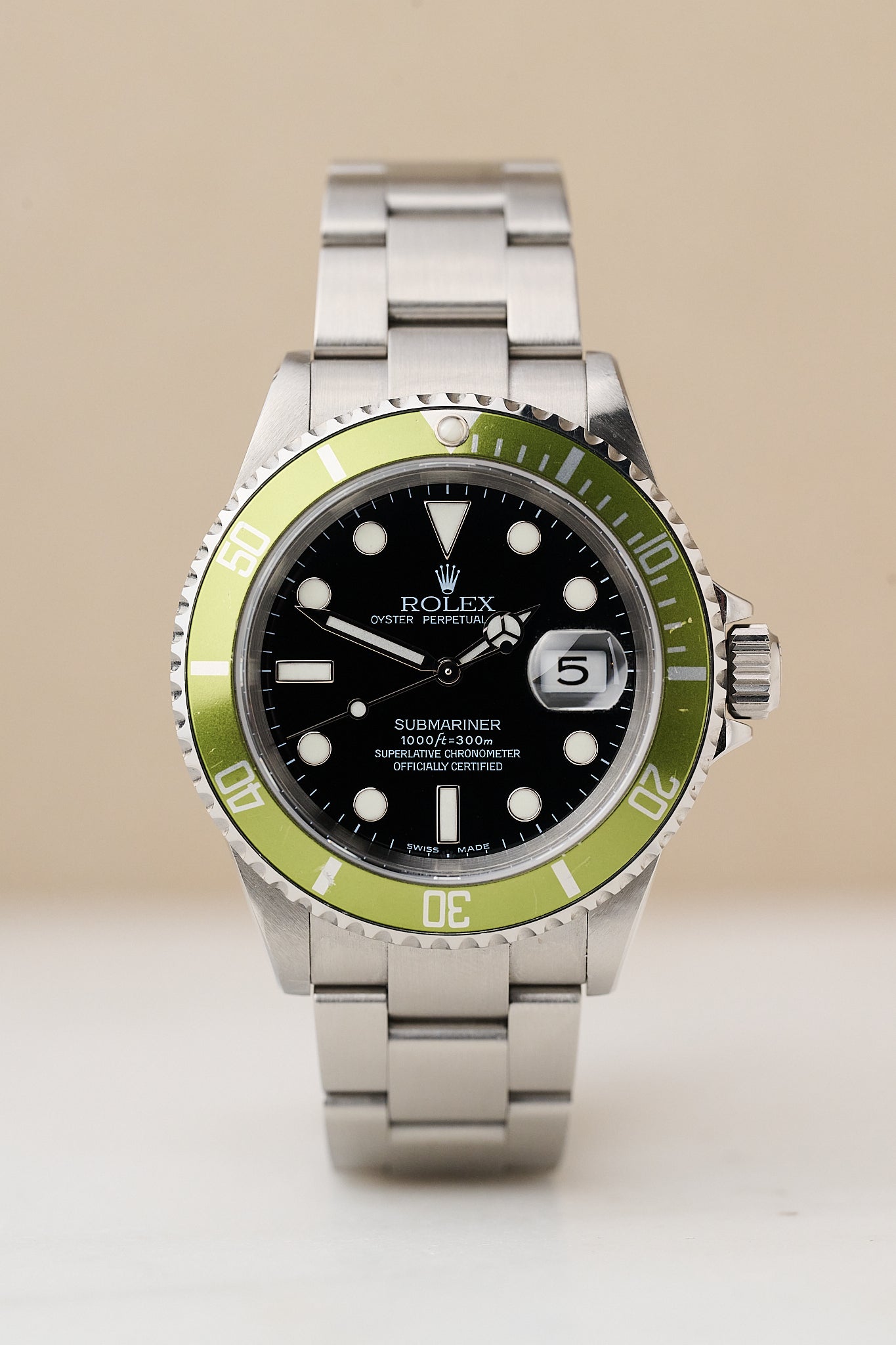 ROLEX SUBMARINER DATE 16610LV KERMIT 'FLAT FOUR' FULL SET