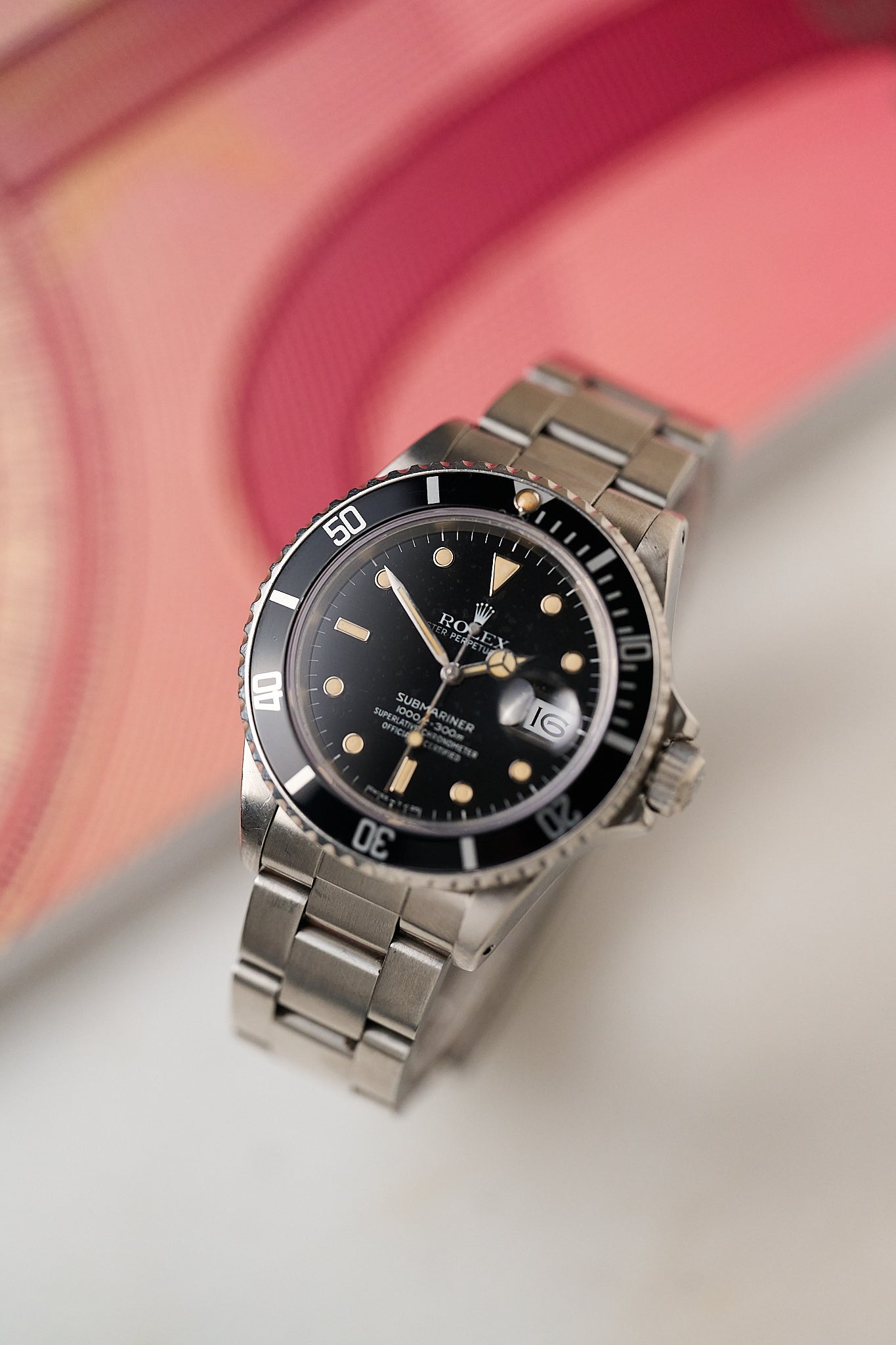 ROLEX SUBMARINER DATE 16800 'GLOSS DIAL'