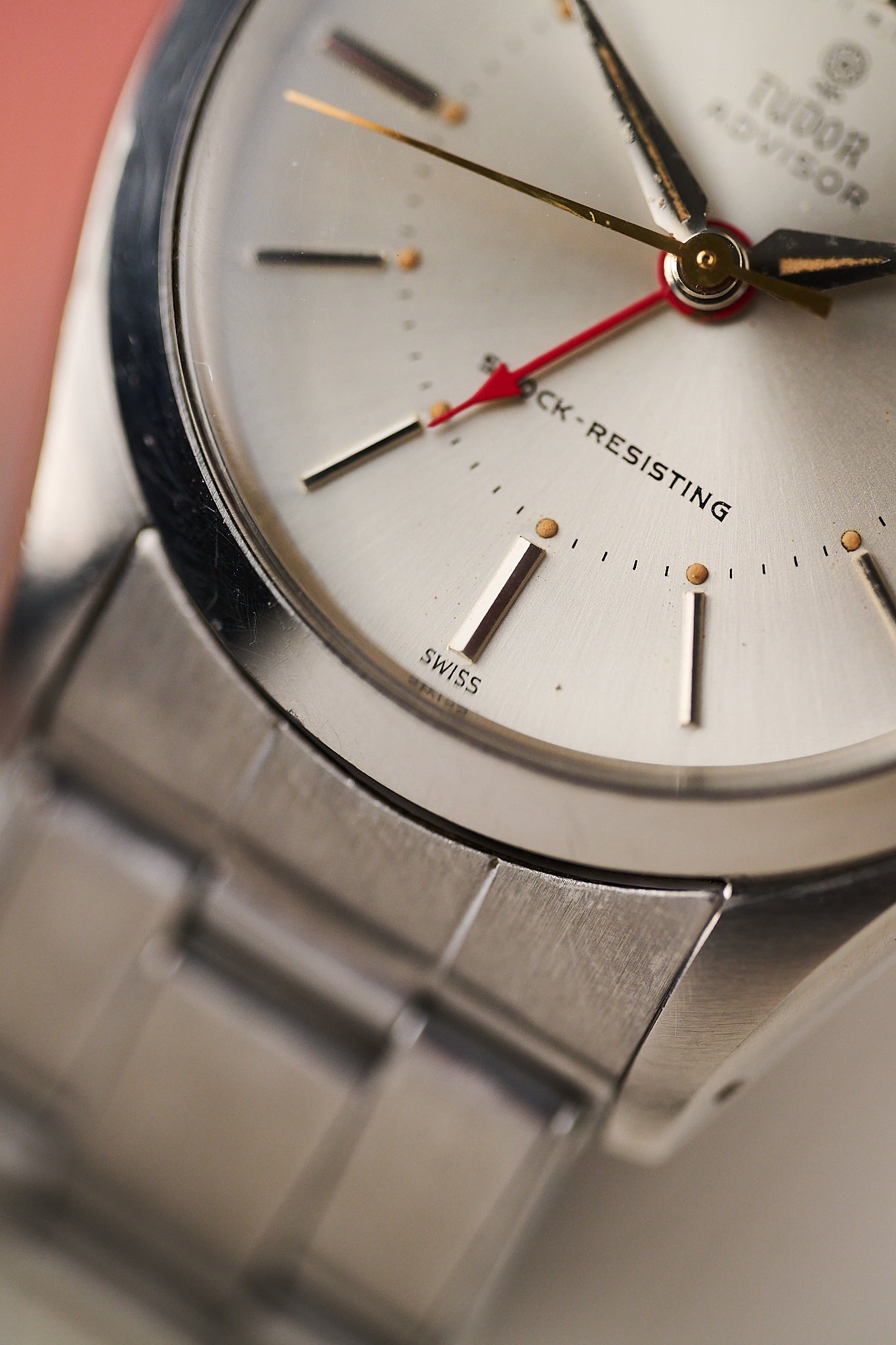 TUDOR ADVISOR 'ALARM' 7926