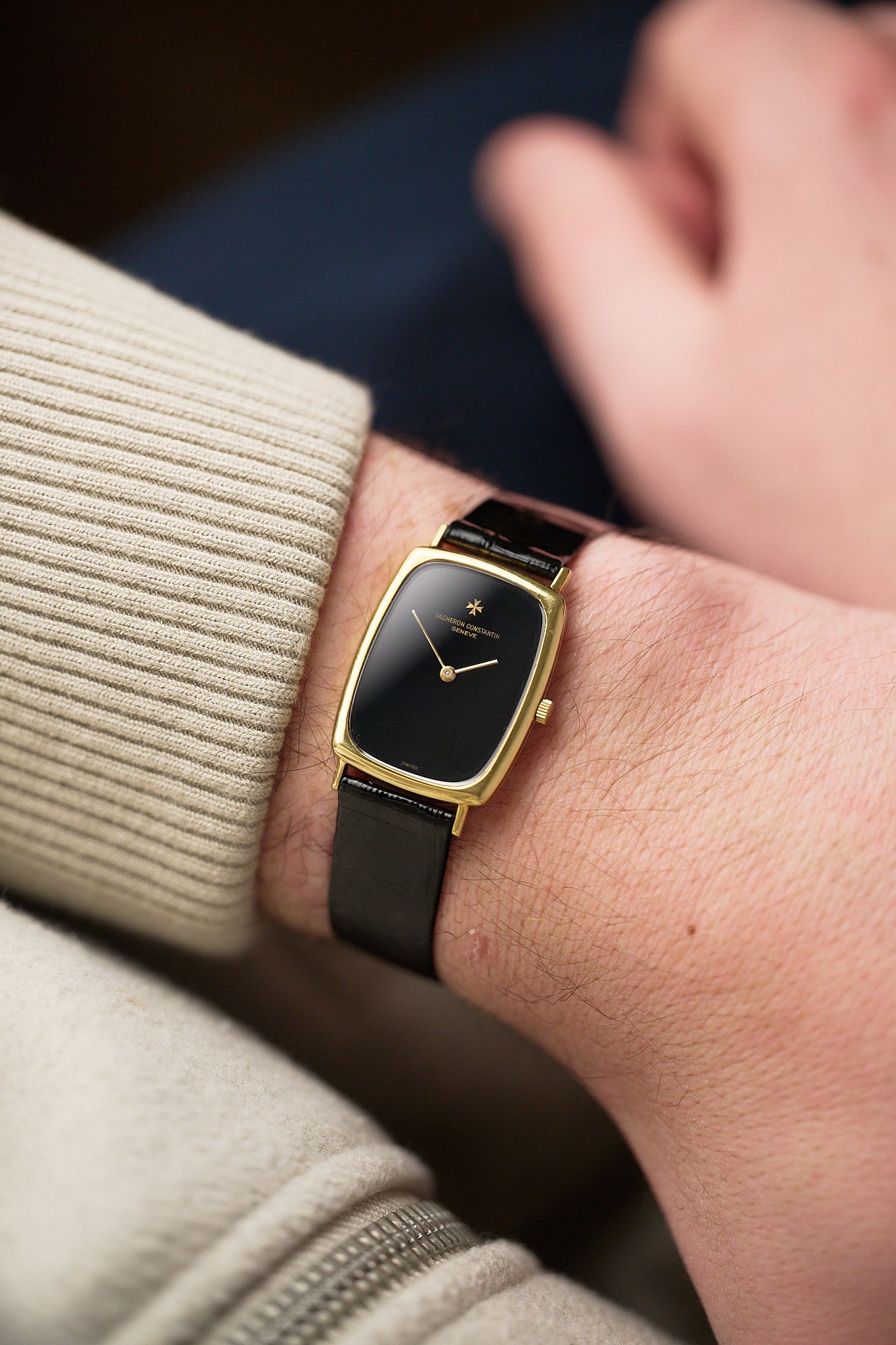 VACHERON CONSTANTIN 18K YELLOW GOLD 'ONYX DIAL' FULL SET